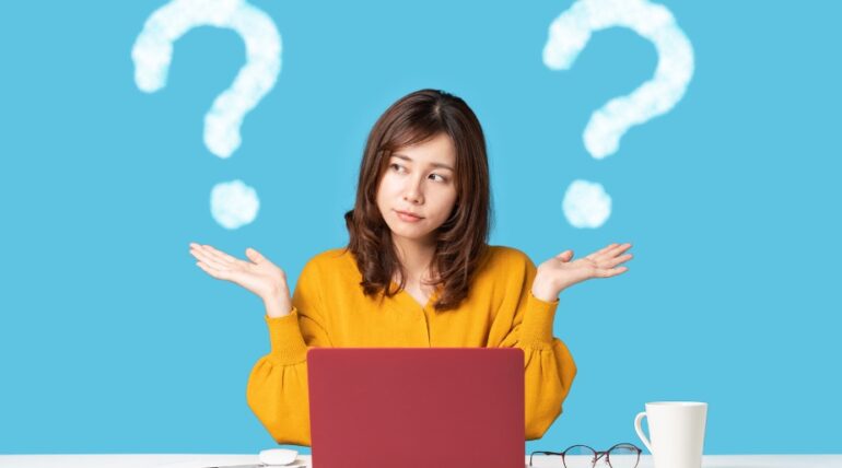 Super Visa vs. Visitor Visa: Which One is Right for Your Canadian Visit?”